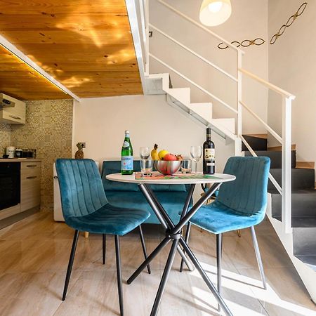 El Barrio In Bed Apartment Наполи Екстериор снимка